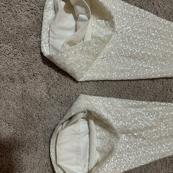 Lucinda White Jumpsuit SM (6) - Picture 12 of 15